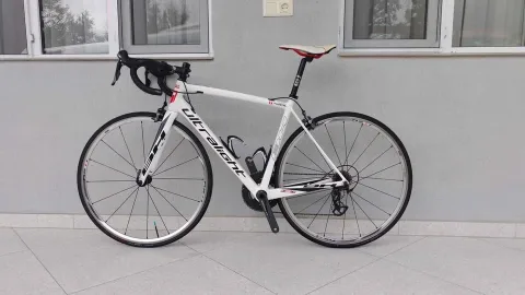 იყიდება ველოსიპედი BH Ultralight 2022