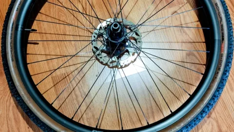 იყიდება DT Swiss Gravel LN 27.5 დისკები