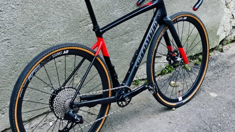 Specialized Diverge Sport Carbon - Gravel Bike with PowerMeter